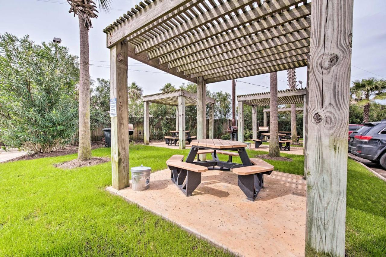 Galveston Condo With Oceanfront Views And 2 Pools Eksteriør bilde